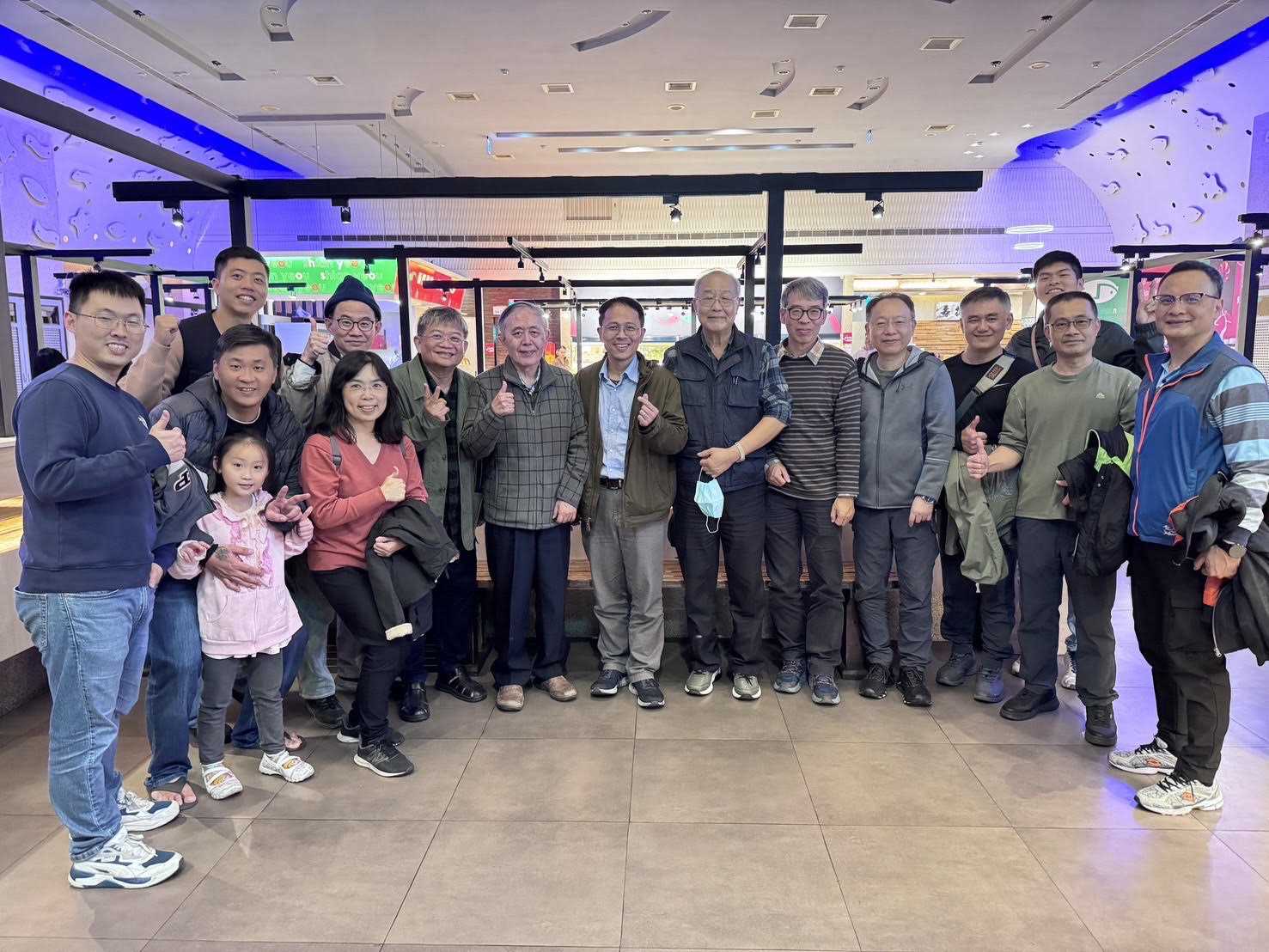 機航系師長年終聚餐